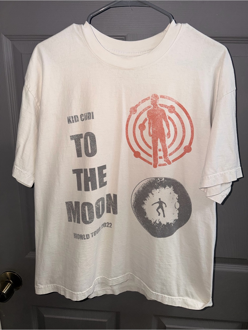 White 'To The Moon' Short-Sleeve Graphic Tee with Rust & Gray Prints